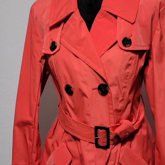 Relativity "Tulip Red" - Picture 7 of 10